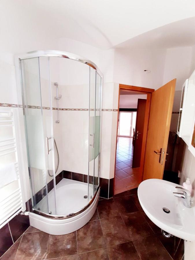 Apartments Izabela Muzic-Fornaric Cres Kültér fotó
