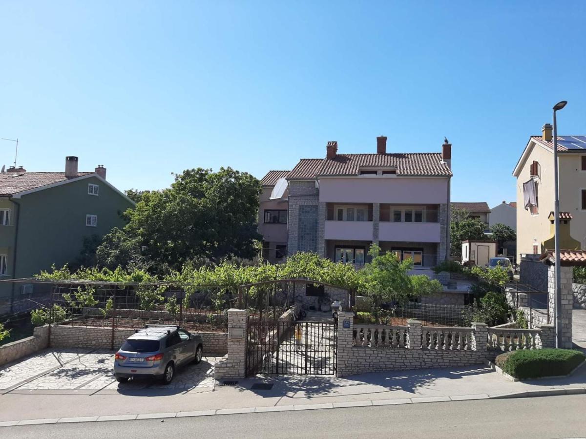 Apartments Izabela Muzic-Fornaric Cres Kültér fotó