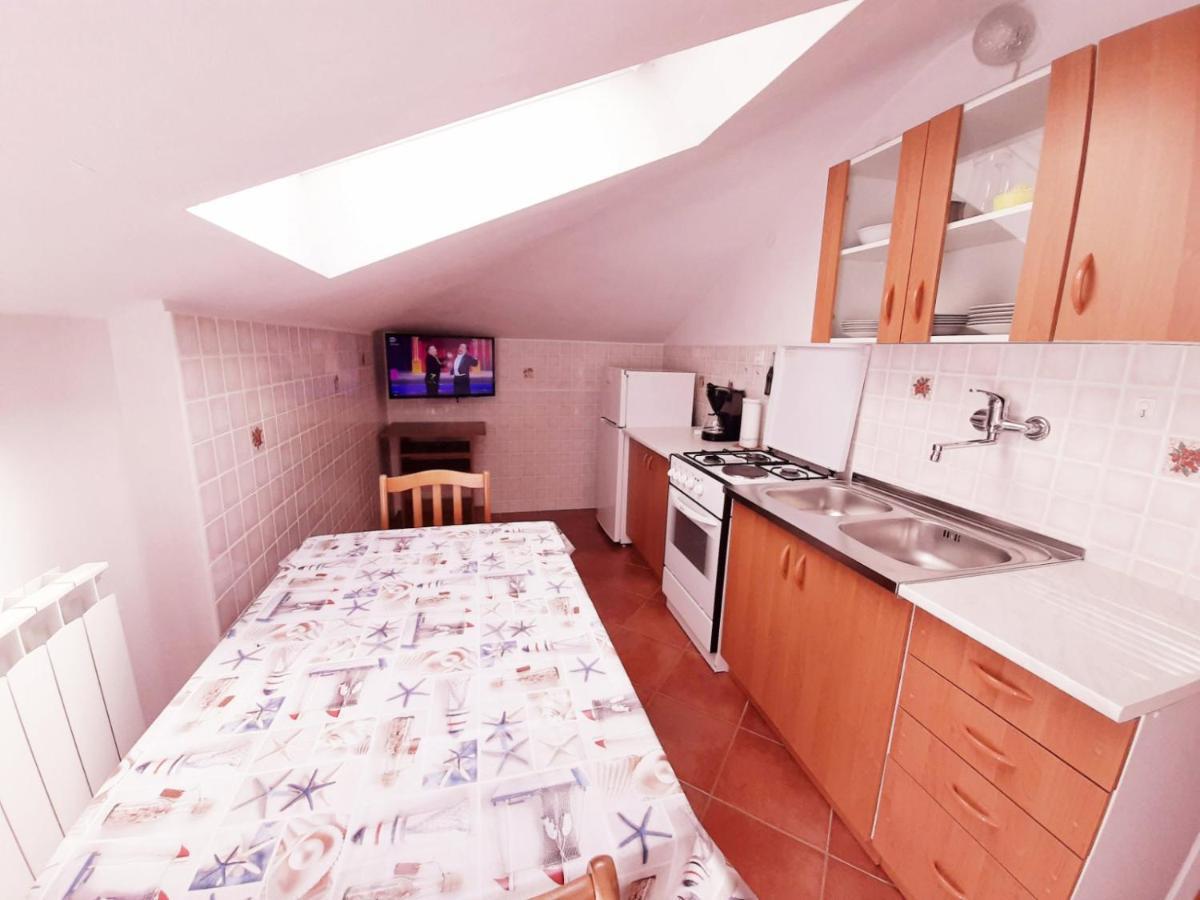 Apartments Izabela Muzic-Fornaric Cres Kültér fotó